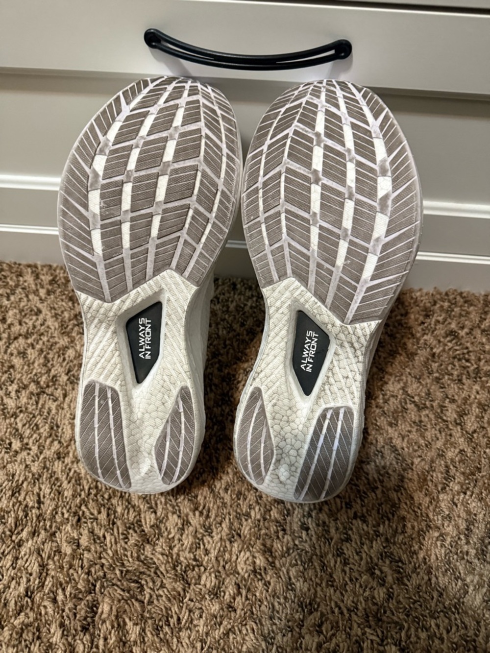 TYR Men's White Valkyrie Speedworks Running Shoes - Picture 3 of 3